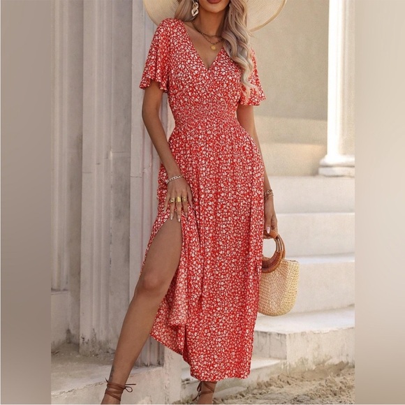 V neck flutter sleeve boho floral print maxi dress red - Picture 1 of 6